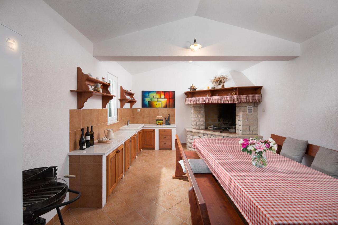 Villa Amaryllis Labin  Esterno foto